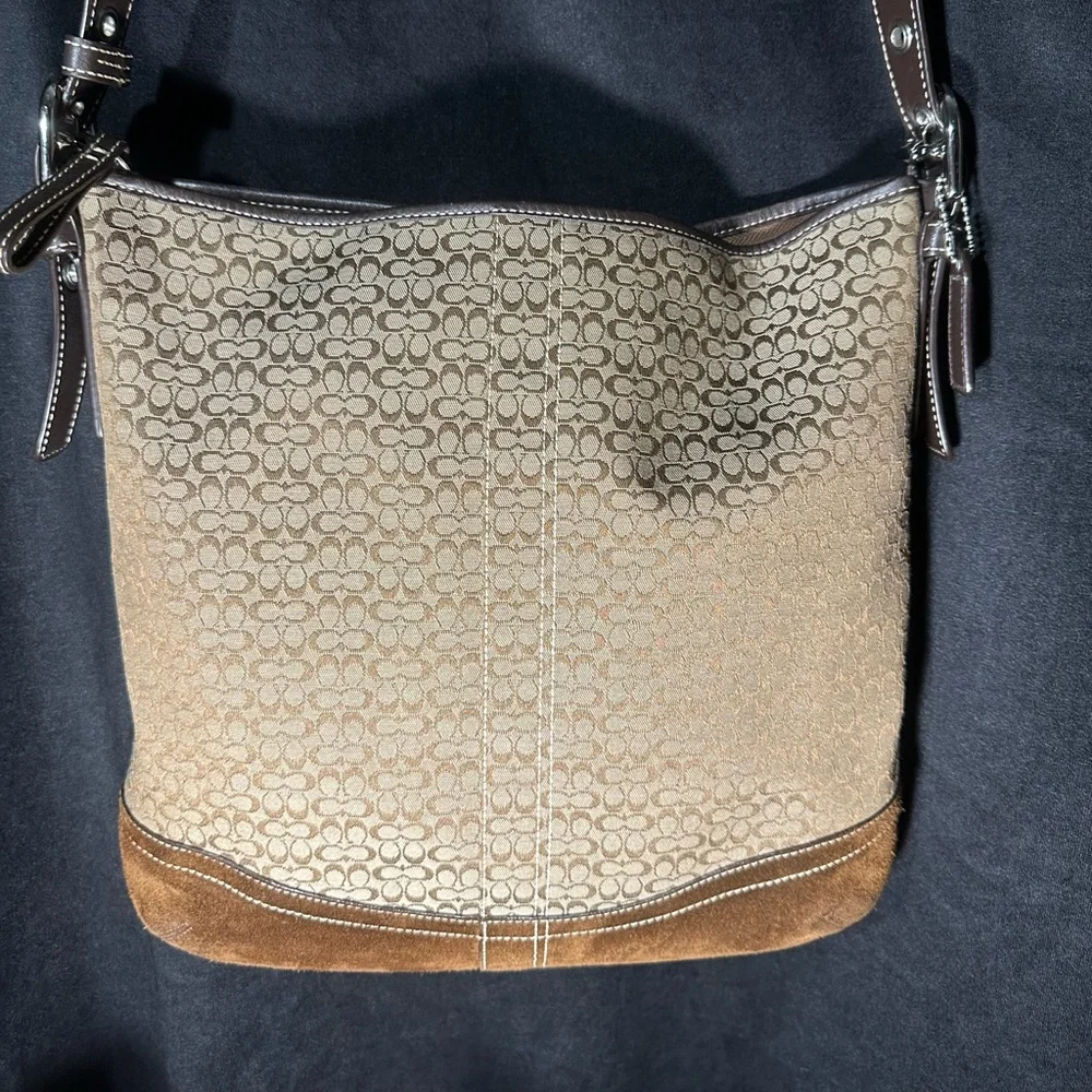 Coach Purse Small print Tote, Bag, crossbody Suede Leather - Picture 5 of 13